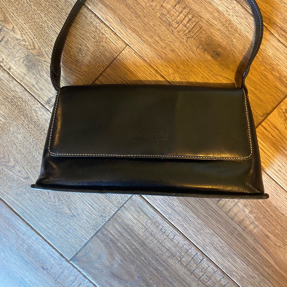 Used Kenneth Cole purse
